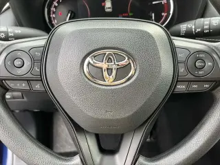 Toyota RAV4 2025 AWD XLE 4dr SUV