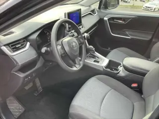 Toyota RAV4 2025 AWD XLE 4dr SUV