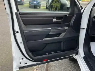 Toyota Tundra 2022 4x2 SR5 4dr CrewMax Cab Pickup SB