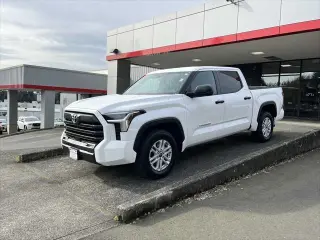 Toyota Tundra 2022 4x2 SR5 4dr CrewMax Cab Pickup SB