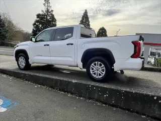 Toyota Tundra 2022 4x2 SR5 4dr CrewMax Cab Pickup SB