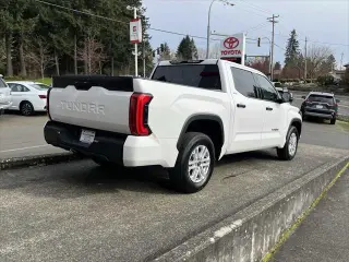 Toyota Tundra 2022 4x2 SR5 4dr CrewMax Cab Pickup SB