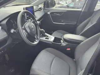 Toyota RAV4 2024 AWD XLE 4dr SUV