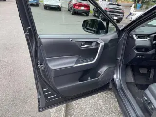 Toyota RAV4 2025 AWD XLE 4dr SUV