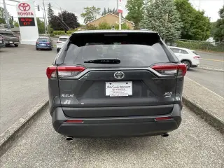 Toyota RAV4 2025 AWD XLE 4dr SUV