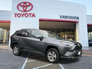 Toyota RAV4 2025 AWD XLE 4dr SUV