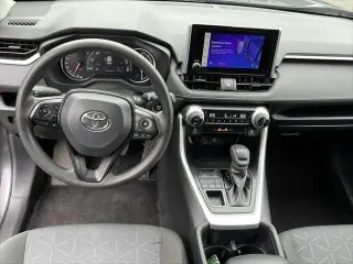 Toyota RAV4 2025 AWD XLE 4dr SUV