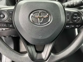 Toyota RAV4 2025 AWD XLE 4dr SUV