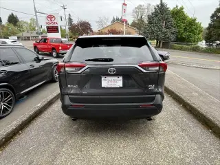 Toyota RAV4 2025 AWD XLE 4dr SUV