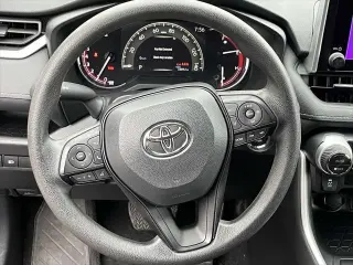 Toyota RAV4 2025 AWD XLE 4dr SUV