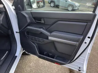 Toyota Tacoma 2024 4x4 SR5 4dr Double Cab 6.1 ft LB