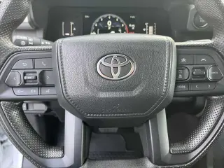 Toyota Tacoma 2024 4x4 SR5 4dr Double Cab 6.1 ft LB