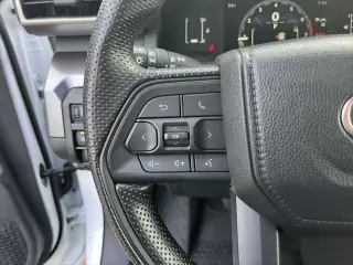 Toyota Tacoma 2024 4x4 SR5 4dr Double Cab 6.1 ft LB