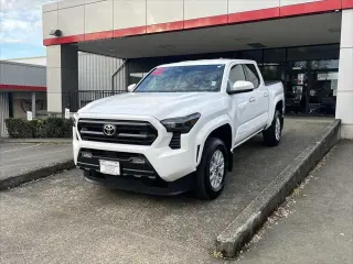 Toyota Tacoma 2024 4x4 SR5 4dr Double Cab 6.1 ft LB