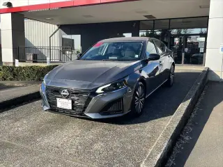 Nissan Altima 2025 2.5 SV 4dr Sedan