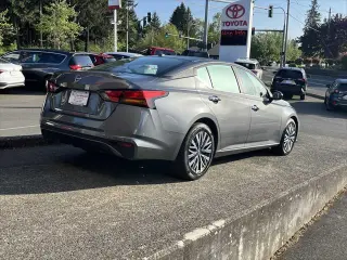 Nissan Altima 2025 2.5 SV 4dr Sedan