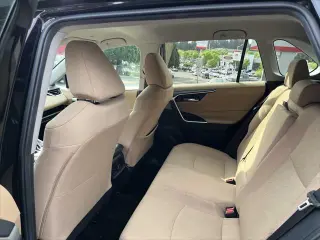Toyota RAV4 2024 AWD XLE 4dr SUV