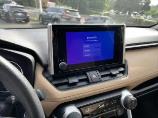 Toyota RAV4 2024 AWD XLE 4dr SUV