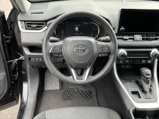 Toyota RAV4 2024 AWD XLE 4dr SUV