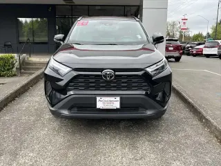 Toyota RAV4 2024 AWD XLE 4dr SUV