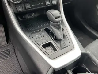 Toyota RAV4 2024 AWD XLE 4dr SUV