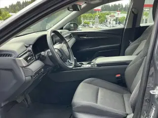 Toyota Camry 2025 AWD LE 4dr Sedan