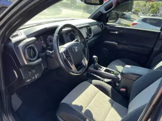 Toyota Tacoma 2023 4x4 TRD Sport 4dr Double Cab 5.0 ft SB 6A