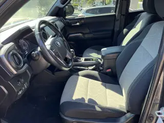Toyota Tacoma 2023 4x4 TRD Sport 4dr Double Cab 5.0 ft SB 6A