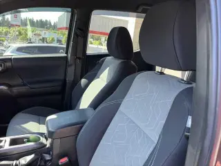 Toyota Tacoma 2023 4x4 TRD Sport 4dr Double Cab 5.0 ft SB 6A