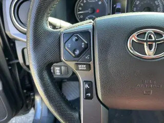 Toyota Tacoma 2023 4x4 TRD Sport 4dr Double Cab 5.0 ft SB 6A