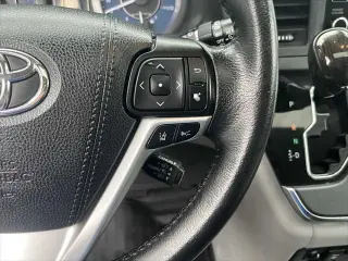 Toyota Sienna 2019 AWD XLE 7-Passenger 4dr Mini-Van