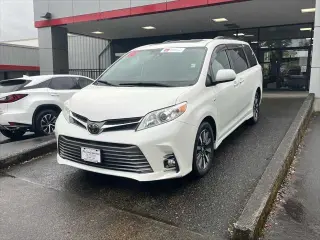 Toyota Sienna 2019 AWD XLE 7-Passenger 4dr Mini-Van