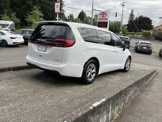 Chrysler Pacifica 2024 Limited 4dr Mini-Van