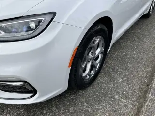Chrysler Pacifica 2024 Limited 4dr Mini-Van