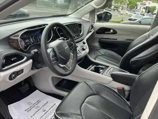 Chrysler Pacifica 2024 Limited 4dr Mini-Van