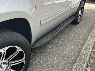 GMC Yukon 2012 4x4 SLT 4dr SUV