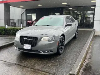 Chrysler 300 2019 S 4dr Sedan