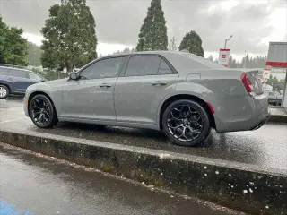 Chrysler 300 2019 S 4dr Sedan
