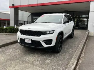 Jeep Grand Cherokee 2023 4x4 Altitude 4dr SUV