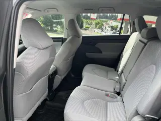 Toyota Highlander 2022 LE 4dr SUV