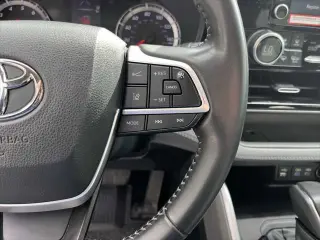 Toyota Highlander 2022 LE 4dr SUV