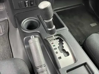 Toyota FJ Cruiser 2007 4dr SUV (4L V6 5A)