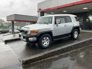Toyota FJ Cruiser 2007 4dr SUV (4L V6 5A)