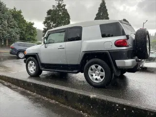 Toyota FJ Cruiser 2007 4dr SUV (4L V6 5A)