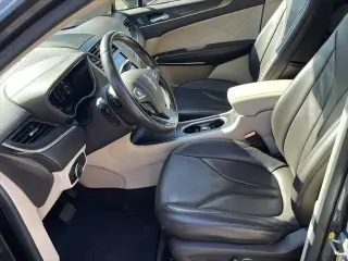 Lincoln MKC 2017 AWD Reserve 4dr SUV