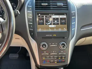 Lincoln MKC 2017 AWD Reserve 4dr SUV