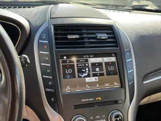 Lincoln MKC 2017 AWD Reserve 4dr SUV