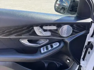Mercedes-Benz GLC 2018 GLC 300 4dr SUV