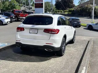 Mercedes-Benz GLC 2018 GLC 300 4dr SUV