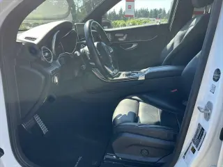 Mercedes-Benz GLC 2018 GLC 300 4dr SUV
